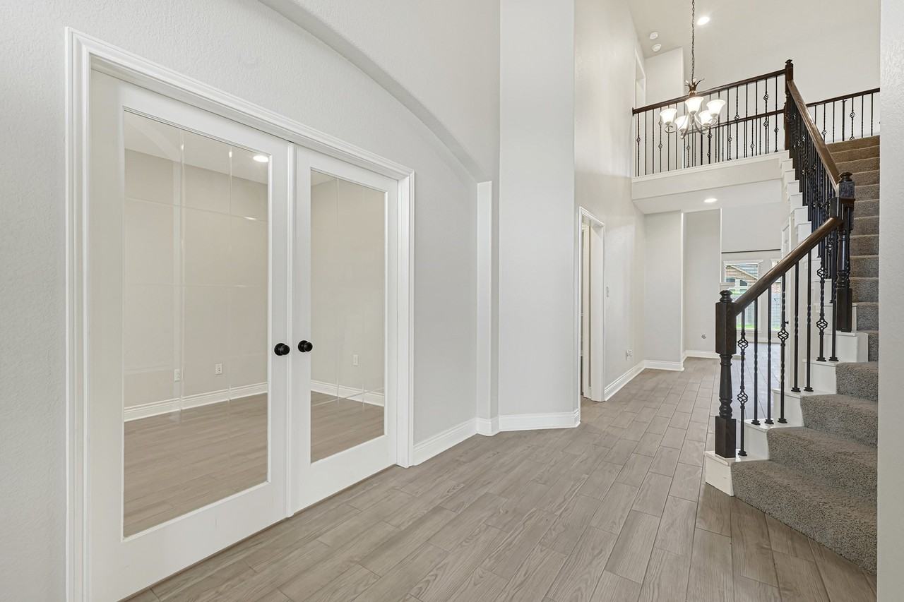 20010 Barrow Edge Ln #20010 - Photo 4 of 41