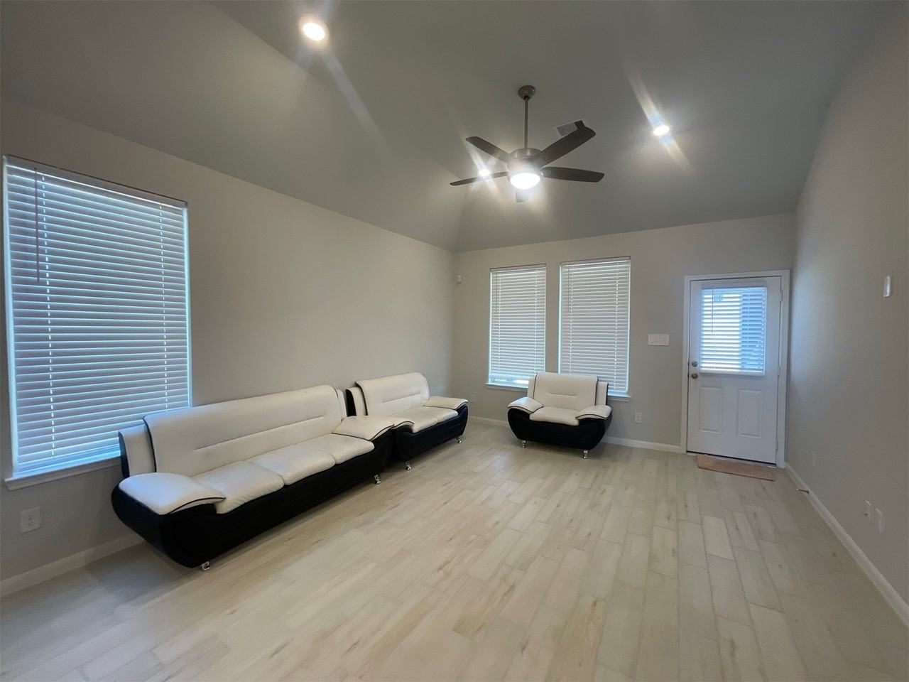 12614 White Pelican Ct #12614 - Photo 5 of 38