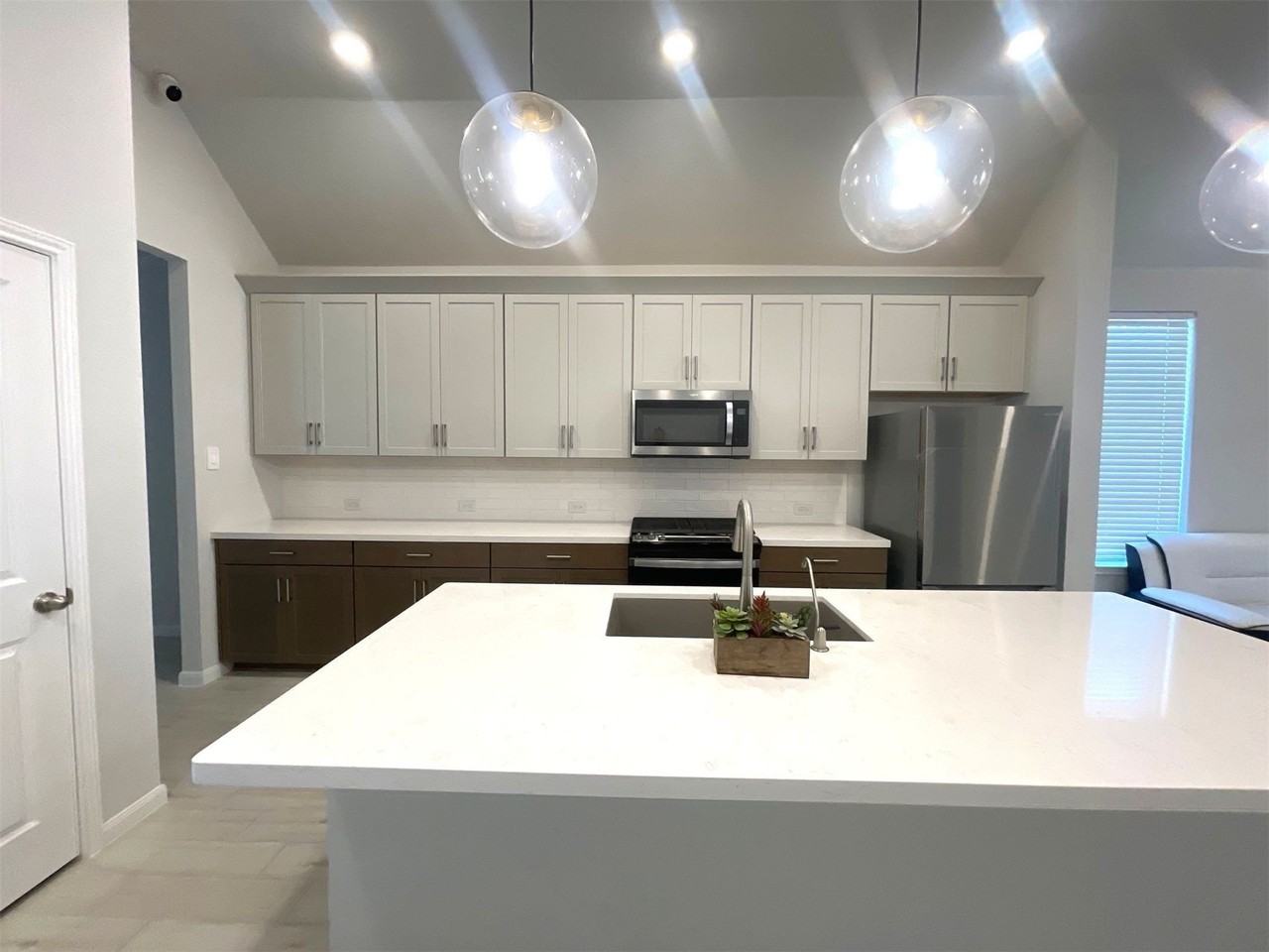 12614 White Pelican Ct #12614 - Photo 6 of 38