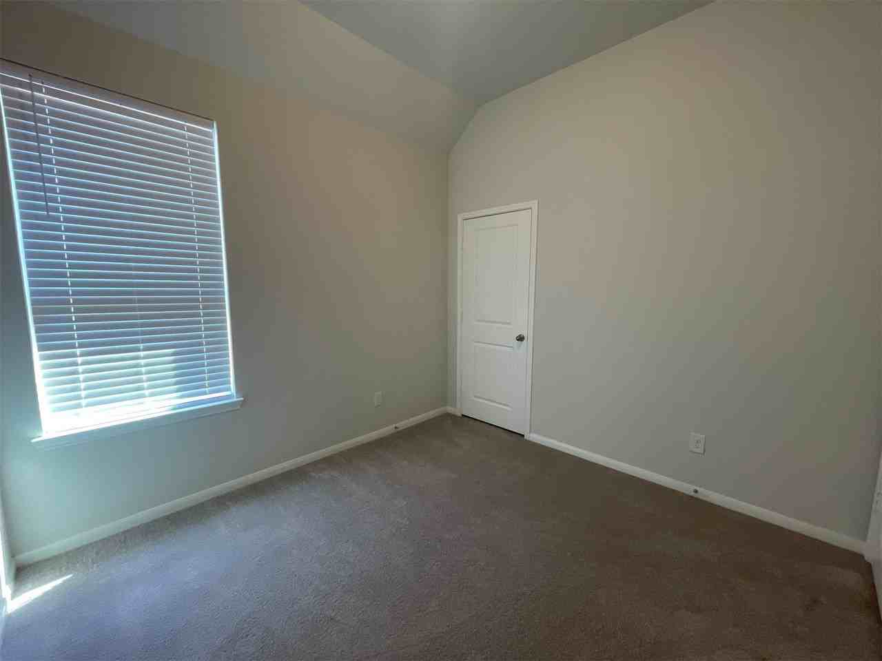 12614 White Pelican Ct #12614 - Photo 7 of 38