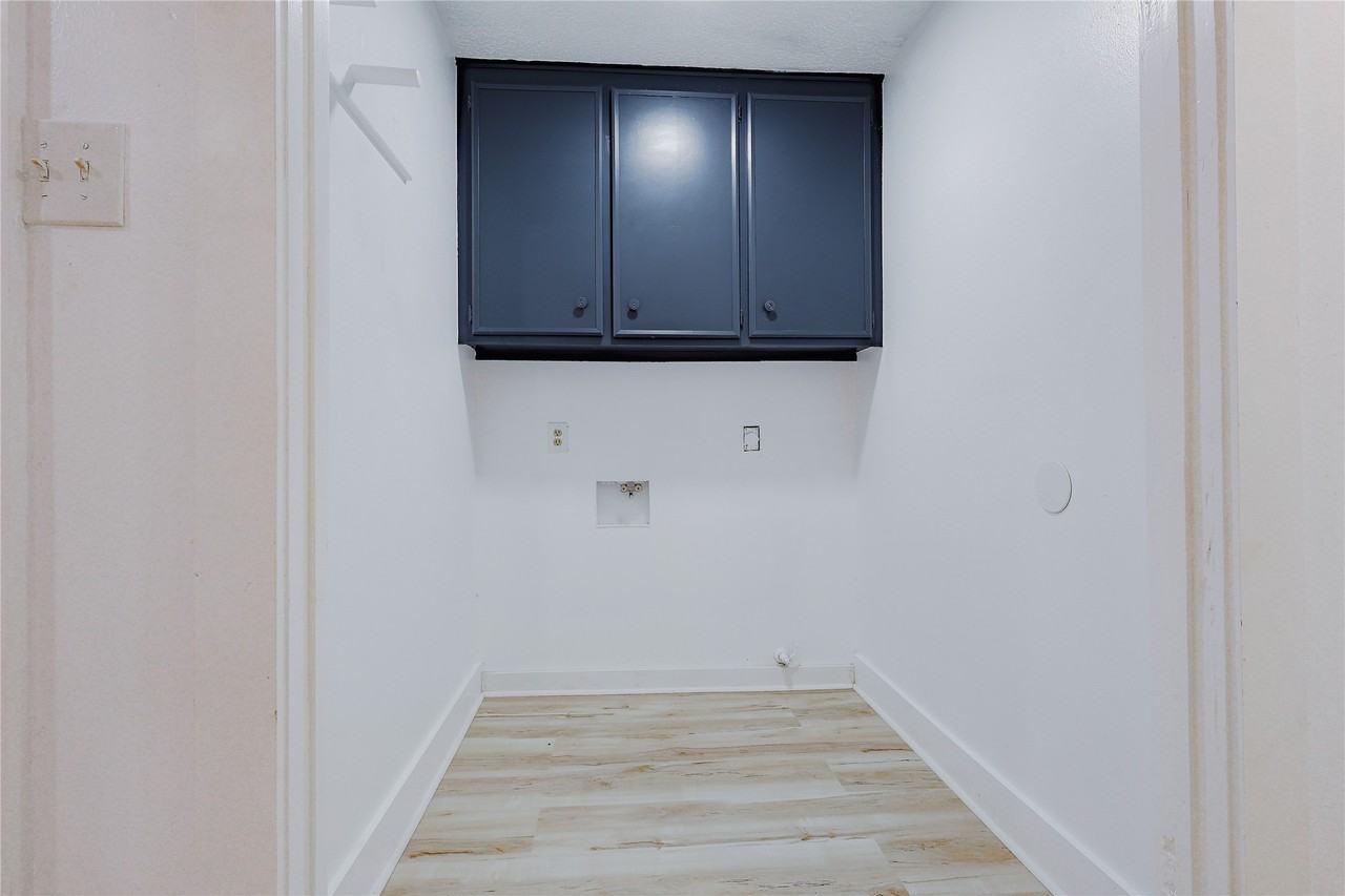 2902 Misty Park Drive #2902 - Photo 3 of 38