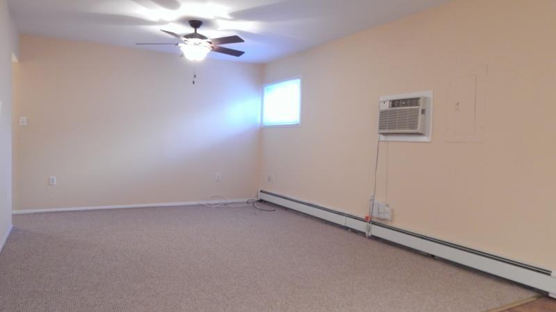 414 Twin Ln S - Photo 2 of 9