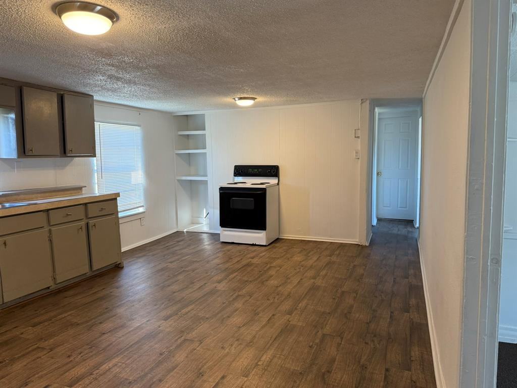 10604 County Road 1020 #10604 - Photo 2 of 20