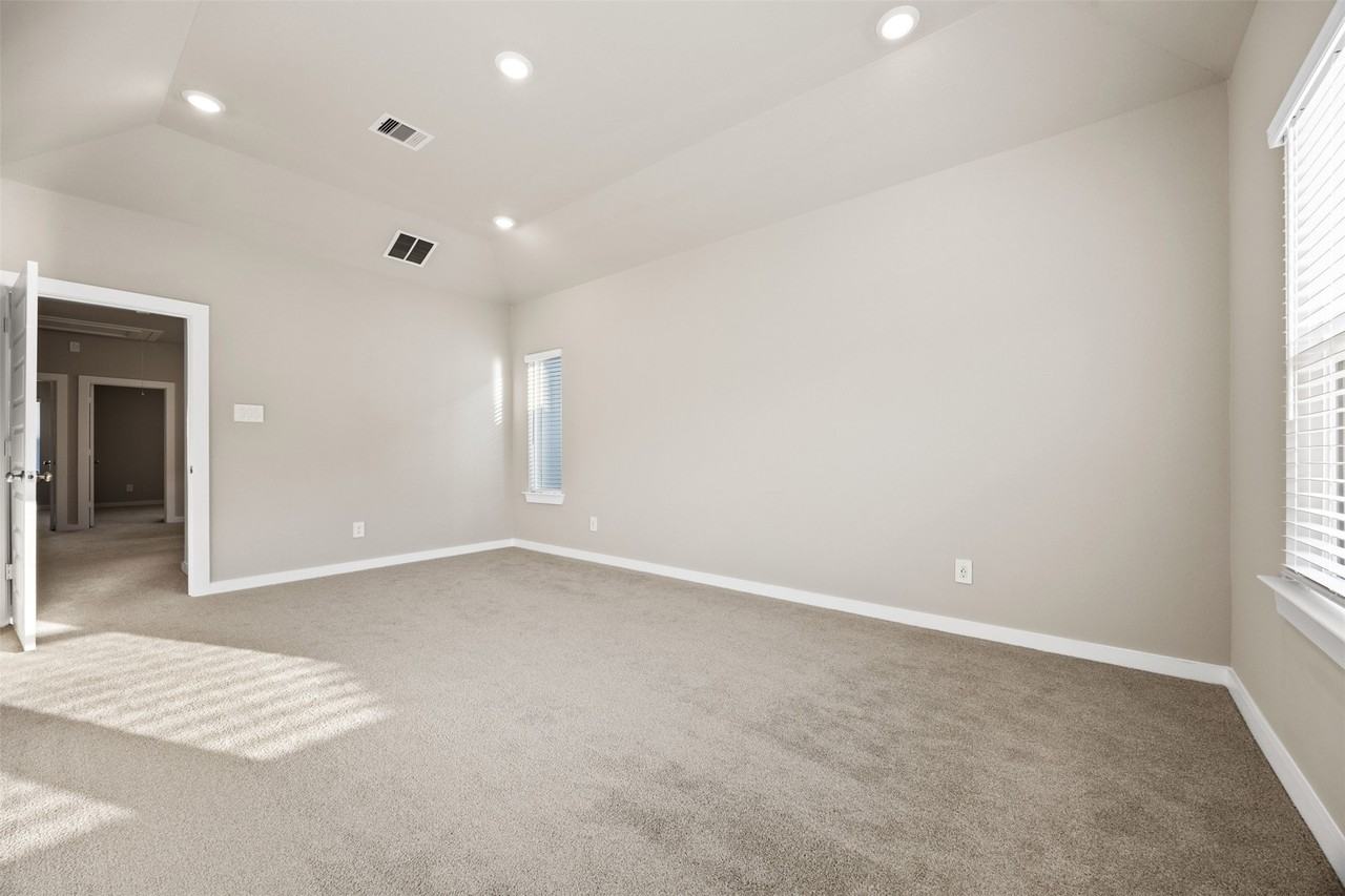 4115 Glowing Hearth Dr #4115 - Photo 7 of 30