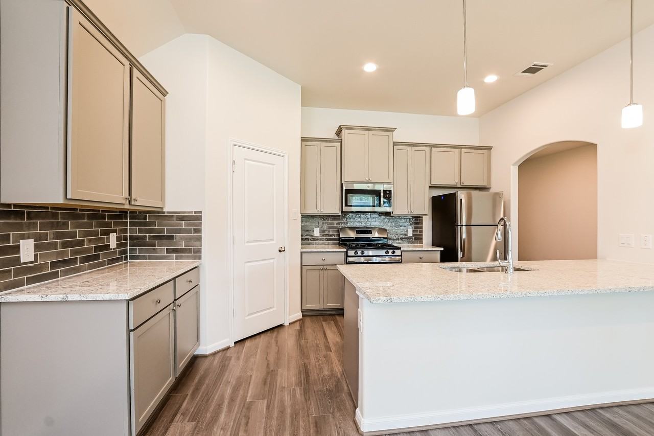 17686 Cedar Crest Dr #17686 - Photo 2 of 16