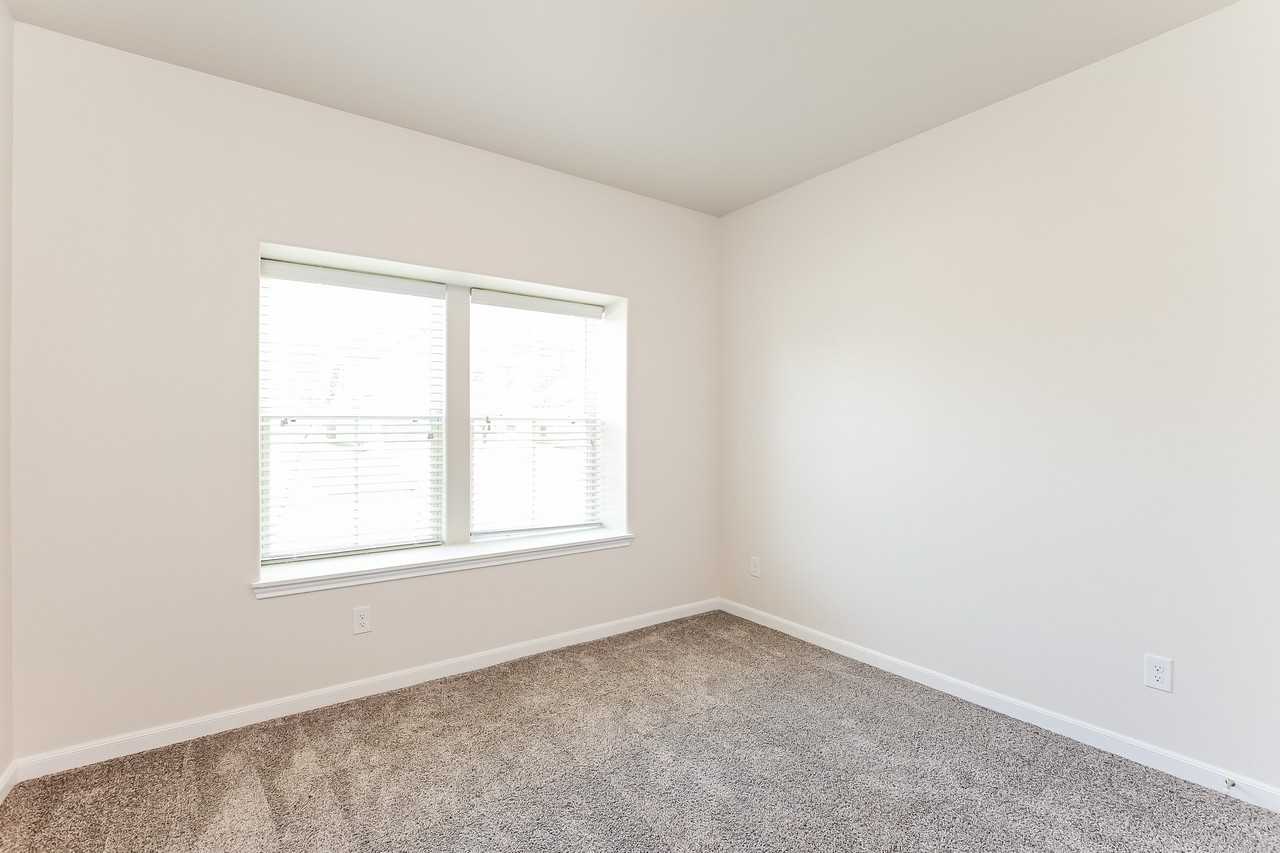 17686 Cedar Crest Dr #17686 - Photo 4 of 16