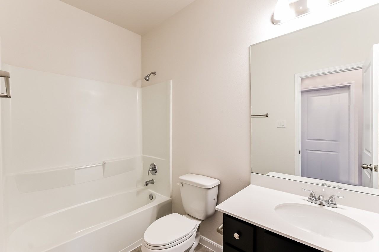 17686 Cedar Crest Dr #17686 - Photo 7 of 16