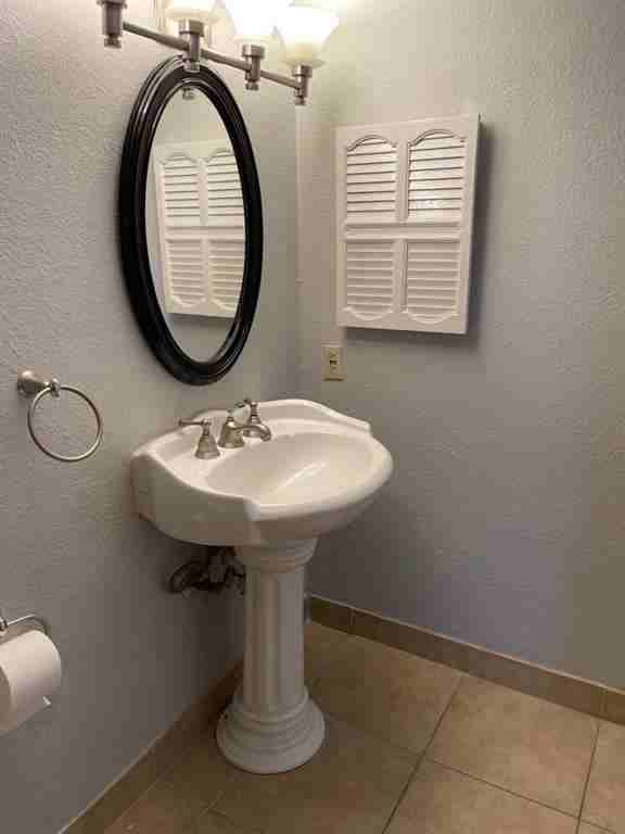 2820 S Bartell Dr #2820-24 - Photo 5 of 14