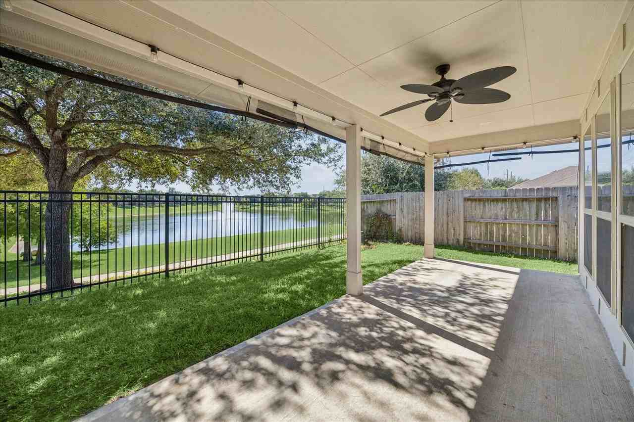 18203 Alora Springs Trace #18203 - Photo 5 of 30