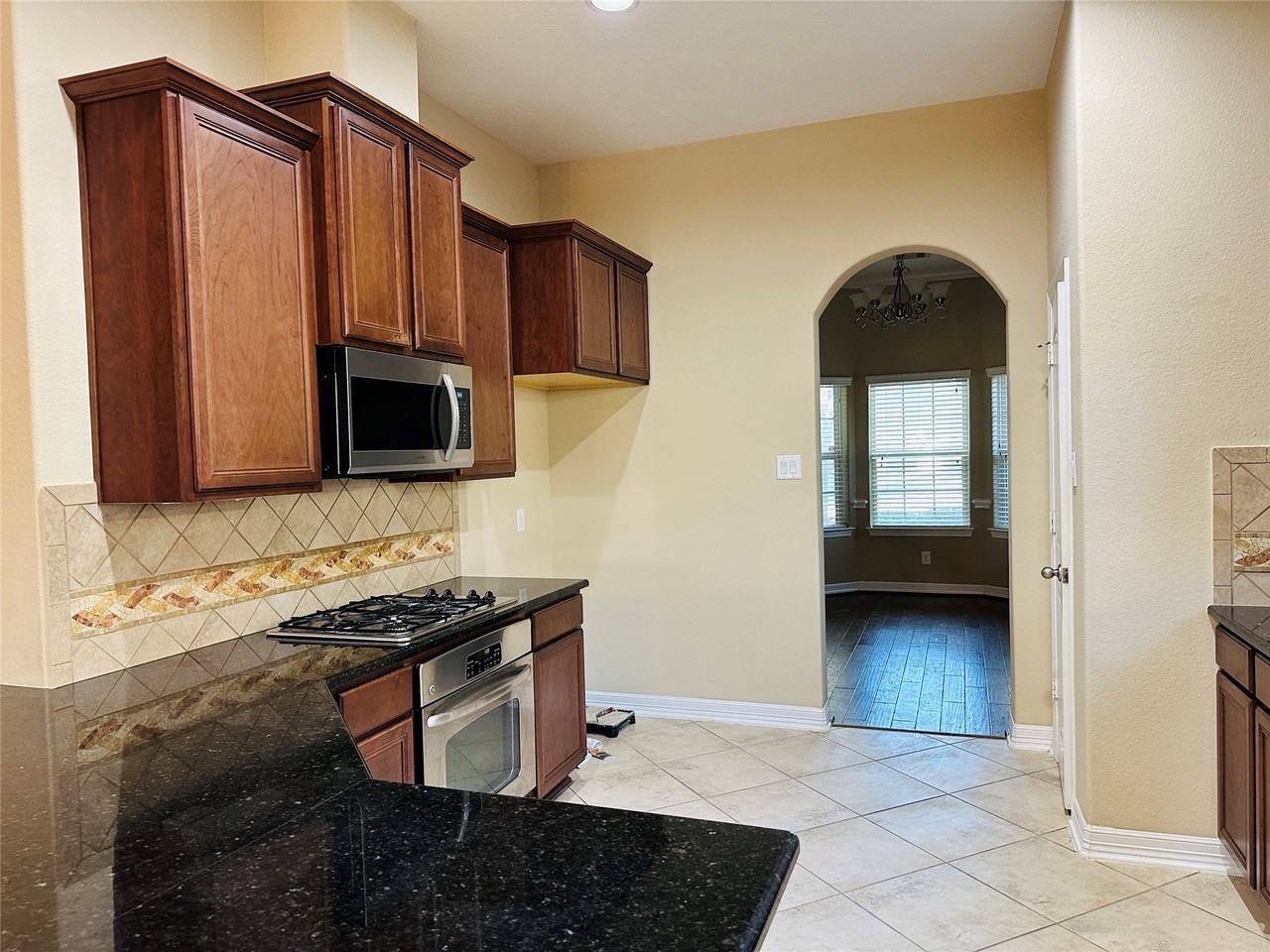 21927 Field Green Dr #21927 - Photo 3 of 27