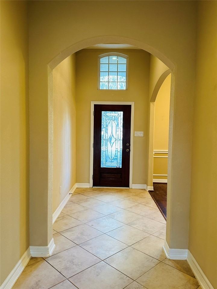 21927 Field Green Dr #21927 - Photo 6 of 27