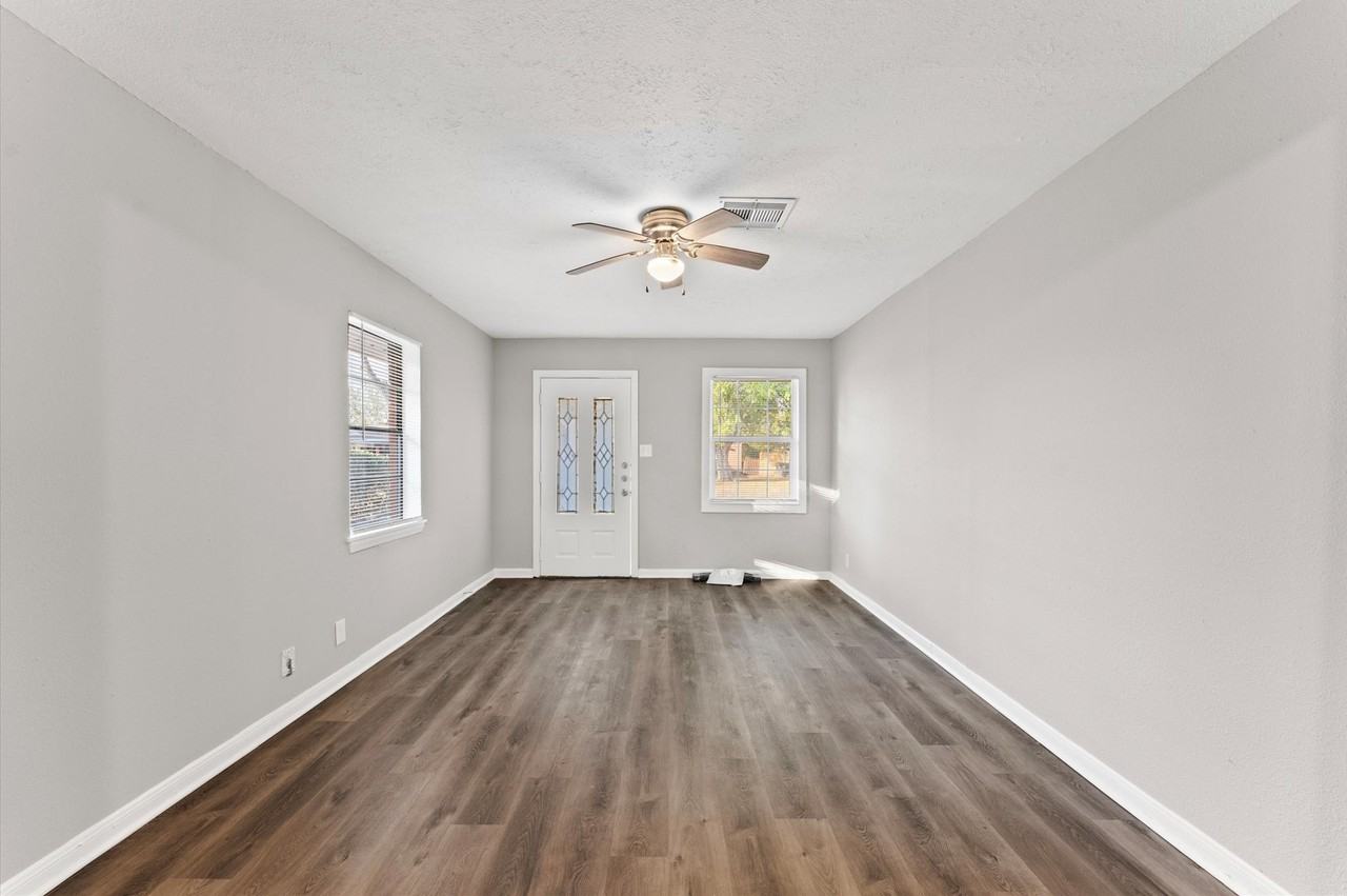 3034 Akard Street #3034