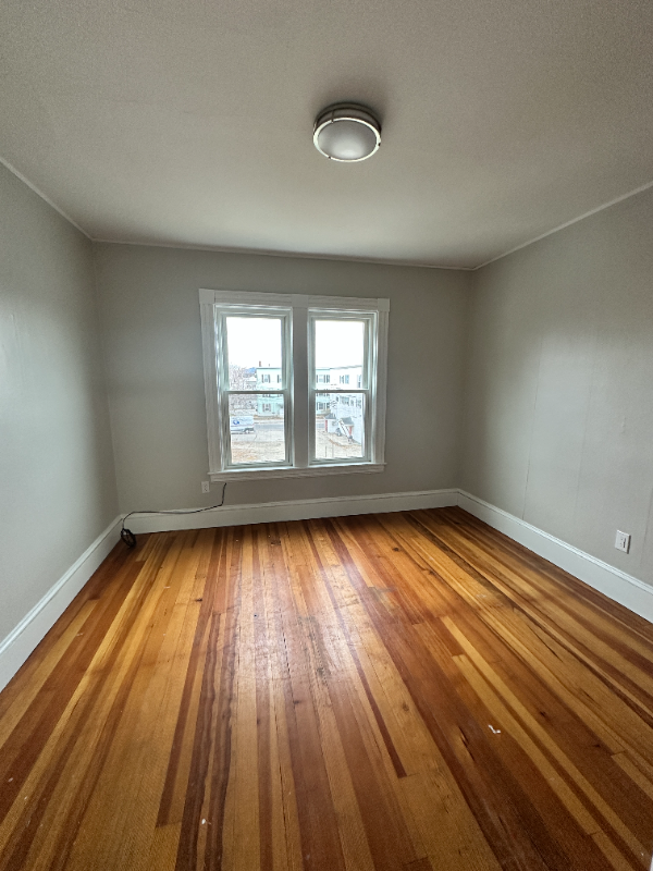 84 Exeter Ave #2 - Photo 6 of 17