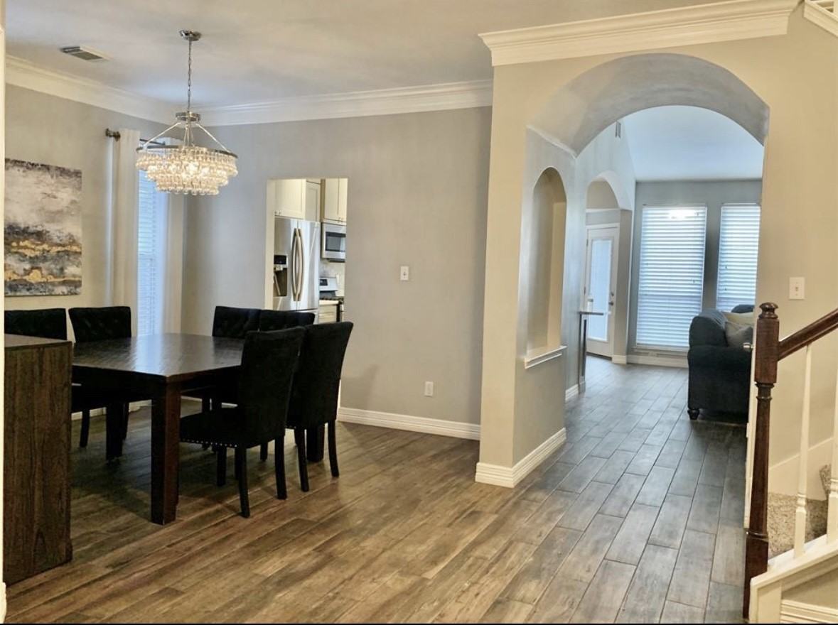 10918 South Falls Terrace #10918 - Photo 6 of 20