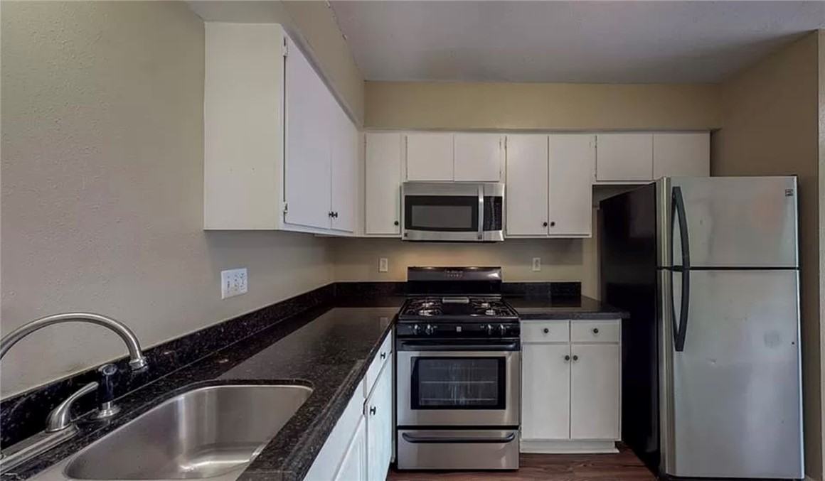 1114 Taurus Ave #1114 - Photo 3 of 24