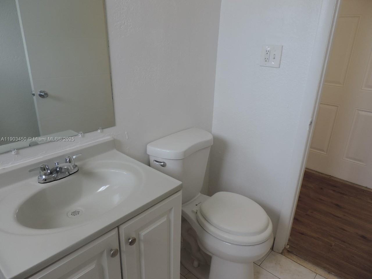 1843 Nw 19th St #1843-1 - Photo 2 of 15