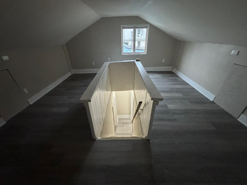 631 Melwood Ave - Photo 3 of 16