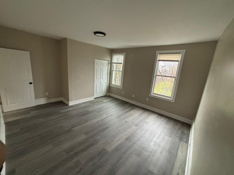 631 Melwood Ave - Photo 4 of 16