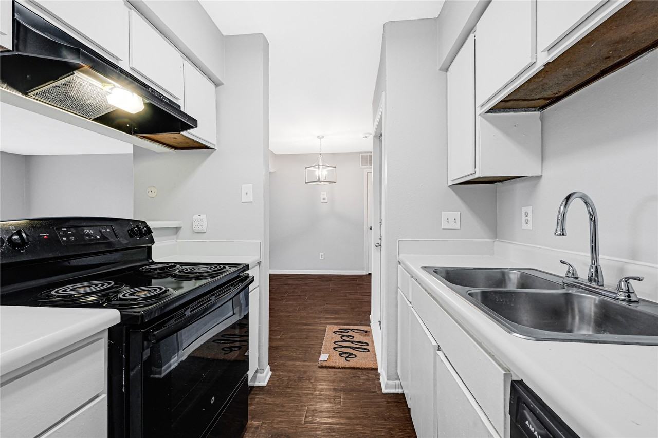 8515 Hearth Drive #8515-36 - Photo 4 of 23