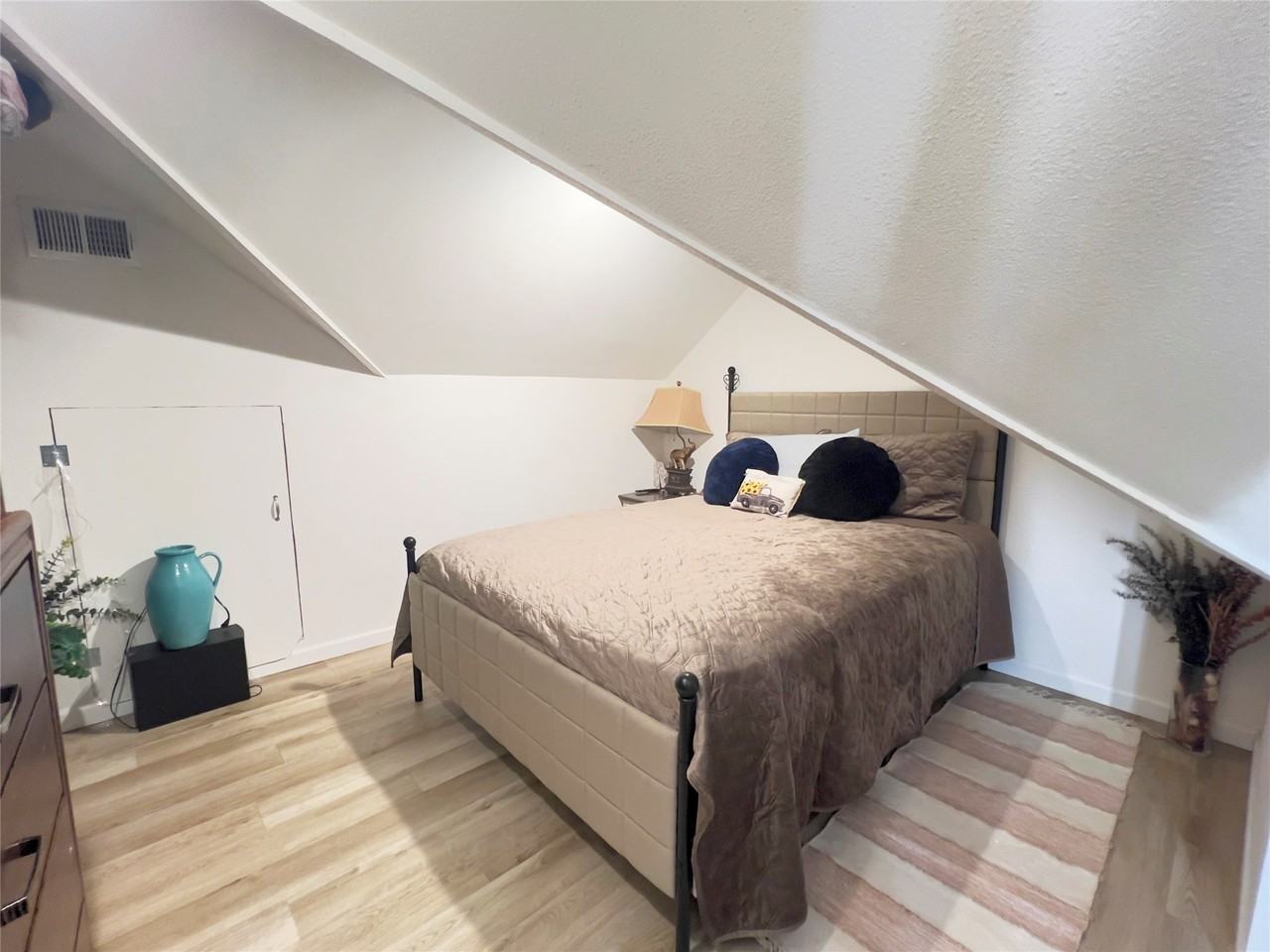 10503 Desert Springs Cir #10503 - Photo 3 of 43