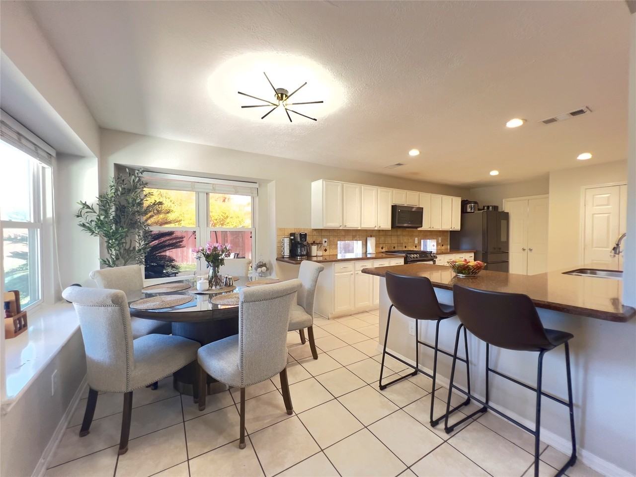 10503 Desert Springs Cir #10503 - Photo 7 of 43