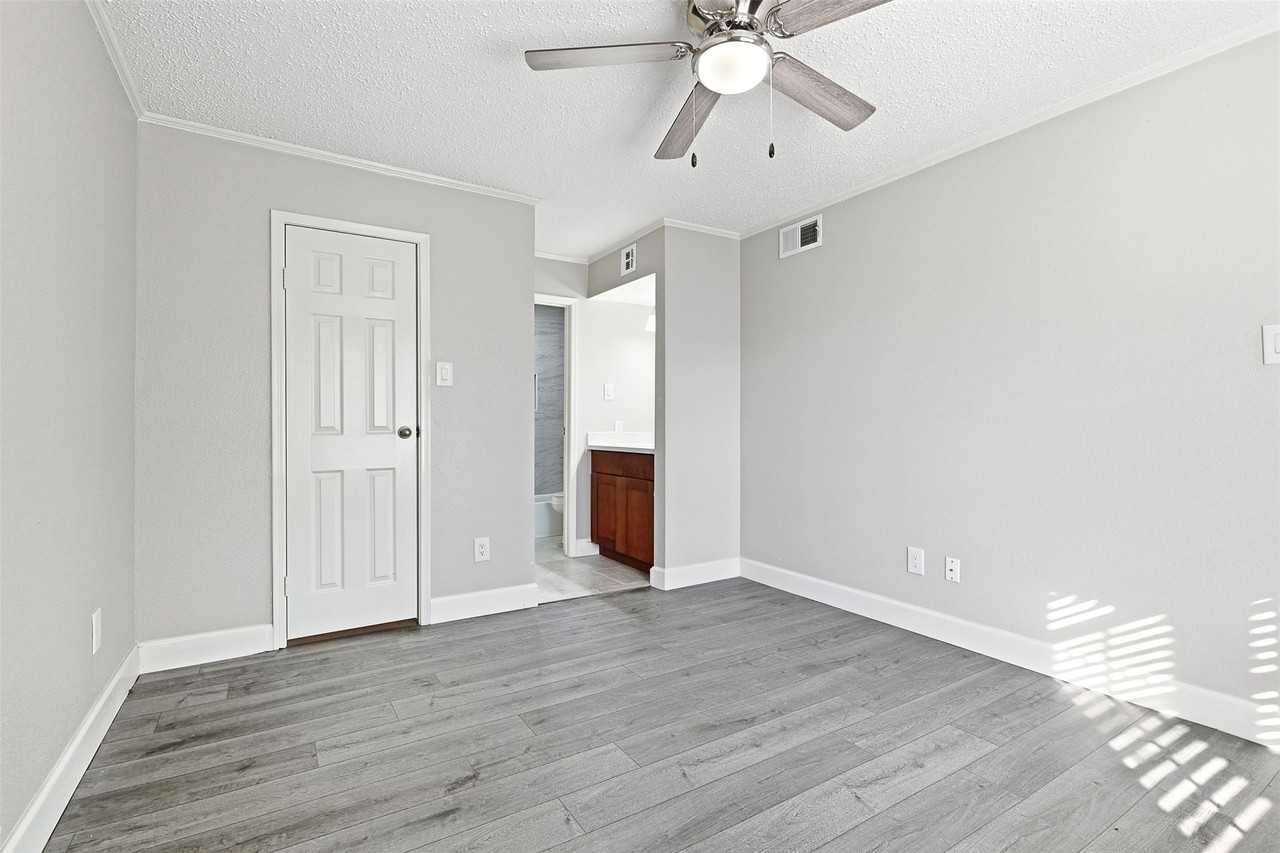 2750 Holly Hall Street