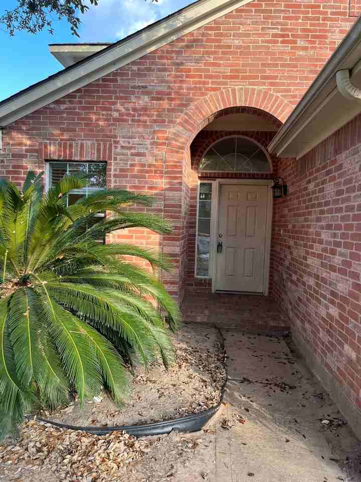 21650 Falvelsunset Ct #21650 - Photo 5 of 47