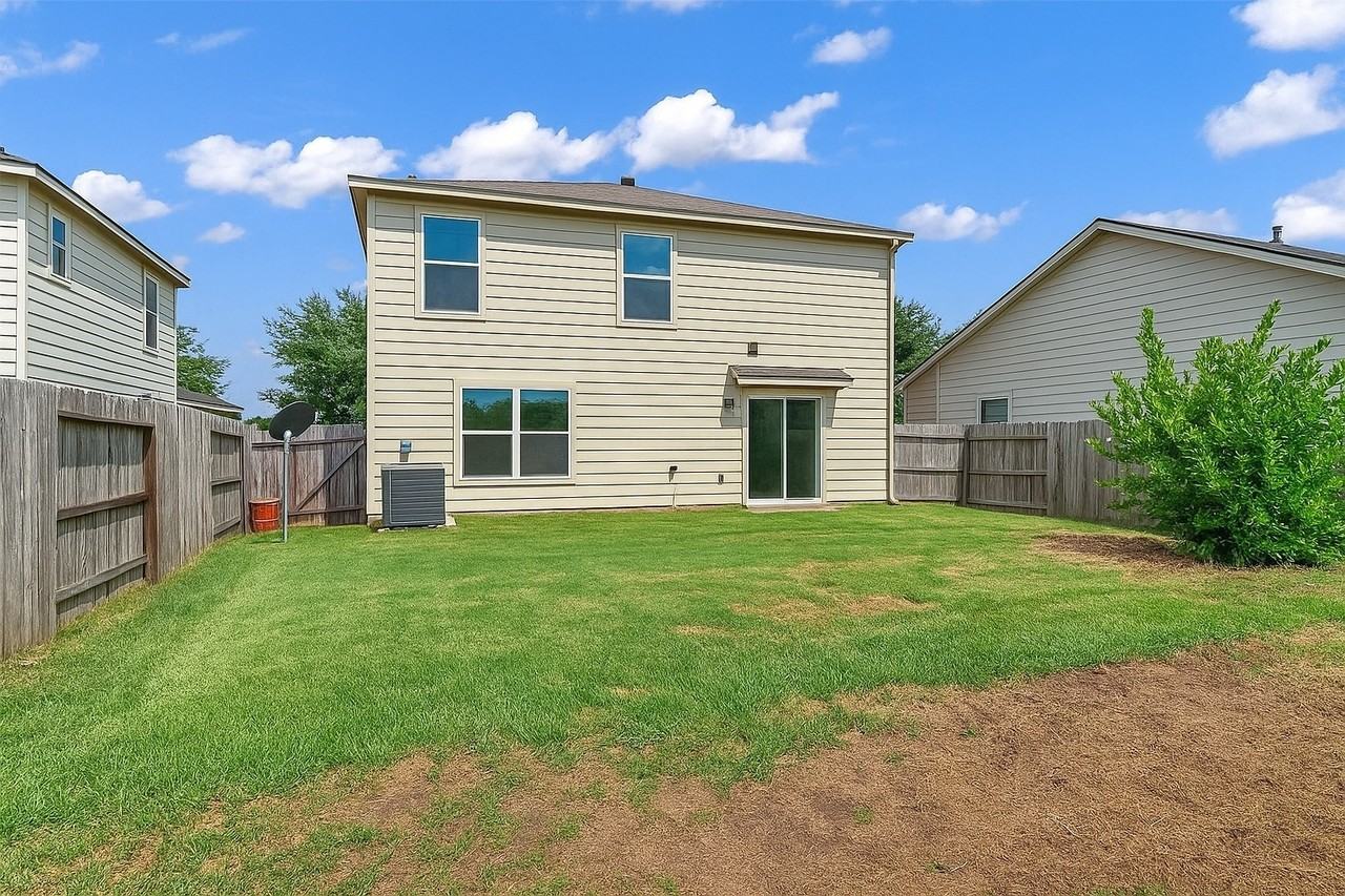 7642 Appleberry Dr #7642 - Photo 3 of 16