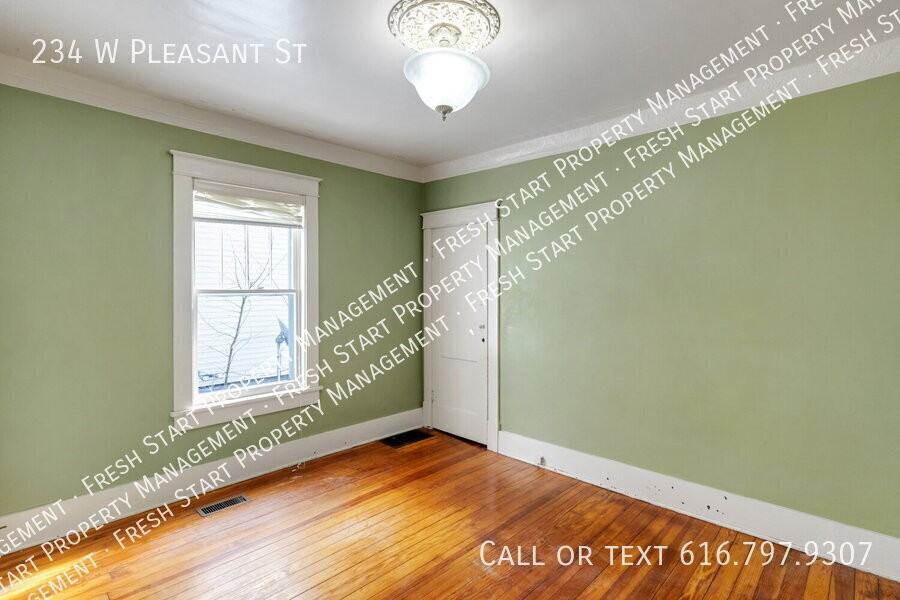 234 West Pleasant Street - Photo 7 of 17