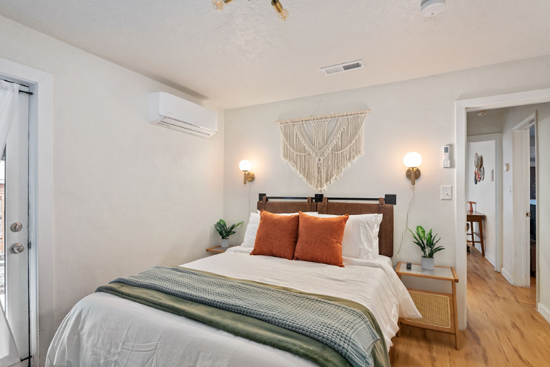 14004 Southeast River Road - Photo 6 of 20