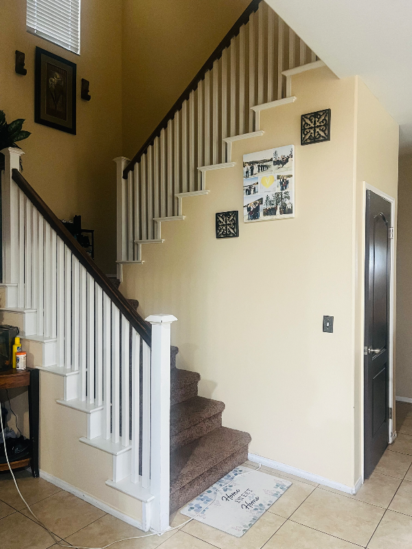 806 Early Dawn Way - Photo 2 of 6