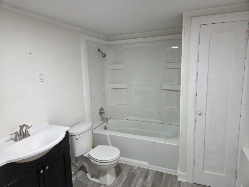 441 Rutherford Ave #2 - Photo 4 of 15