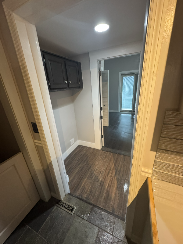 830 25th St - Photo 6 of 20