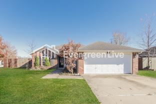 520 Maplewood Drive - Photo 1 of 1