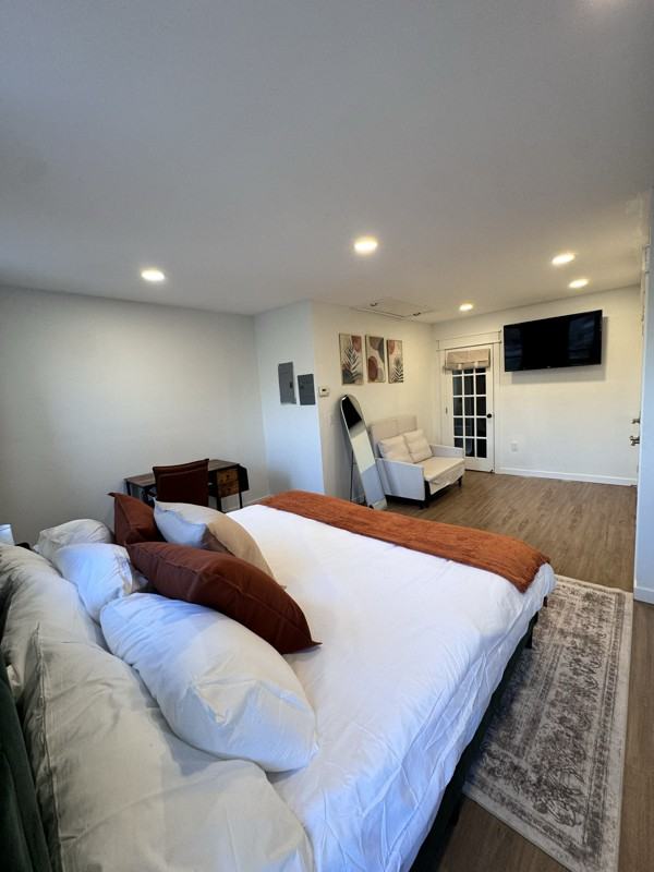 212 Culver Ave #FL1 - Photo 6 of 18