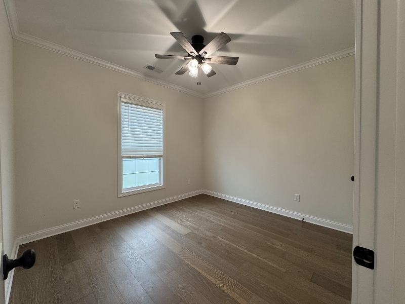 119 Mount Moriah Blvd - Photo 7 of 50