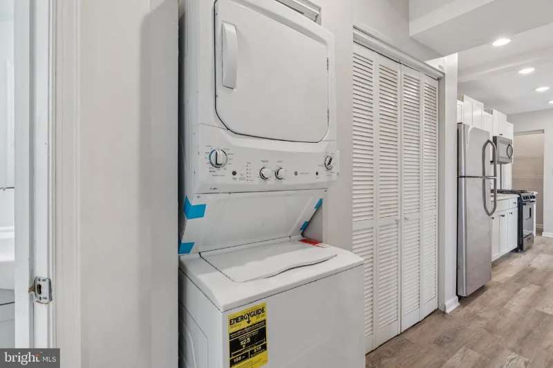 430 Condon Ter Se #3 - Photo 4 of 13