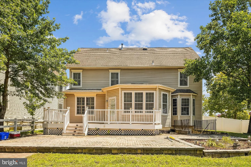 5001 Edenvale Ct - Photo 2 of 11