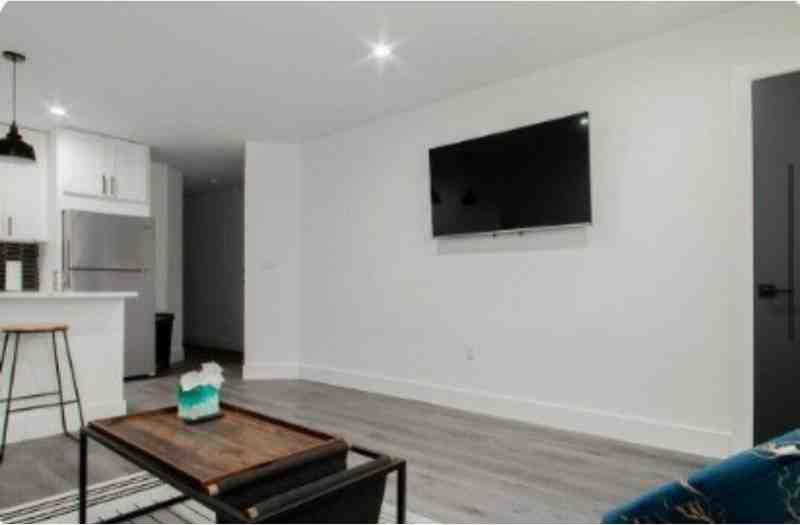 1530 Neal St Ne #1B - Photo 7 of 20