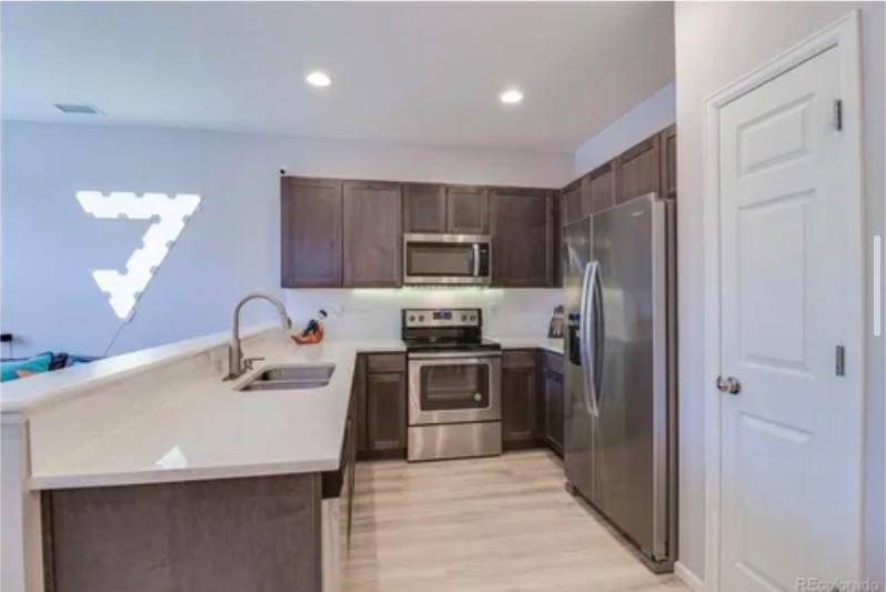 16059 E Elk Dr - Photo 3 of 9