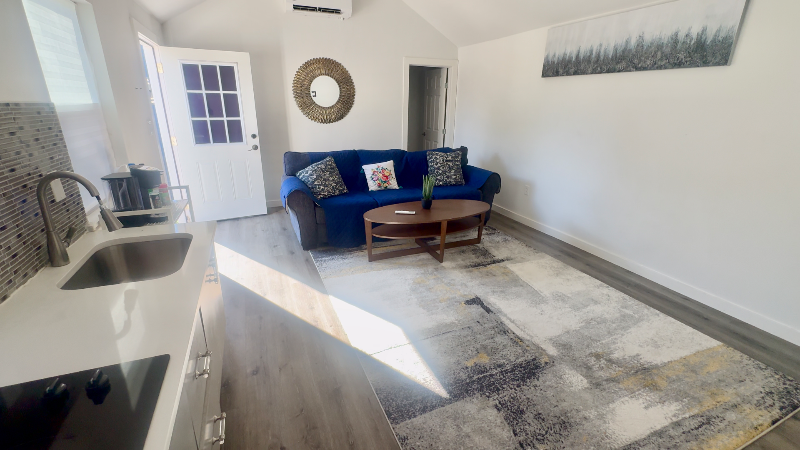 2717 E Park Blvd - Photo 2 of 10