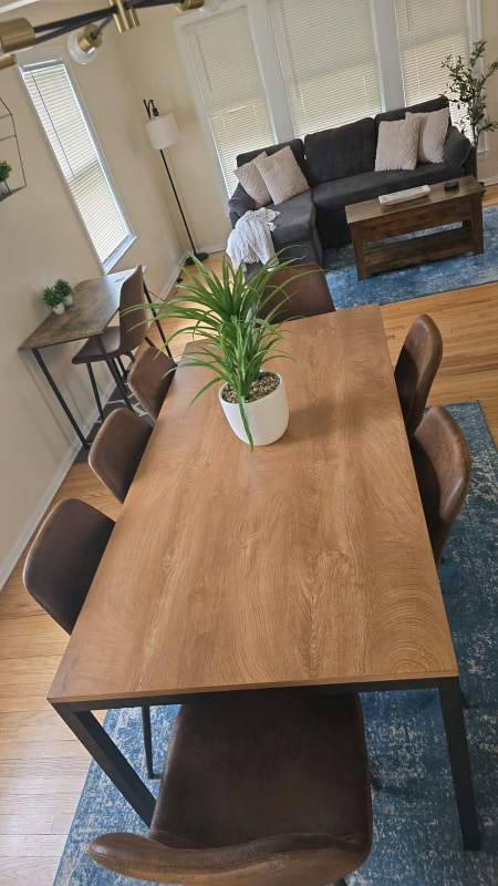 1469 Sherbrook Rd - Photo 2 of 9