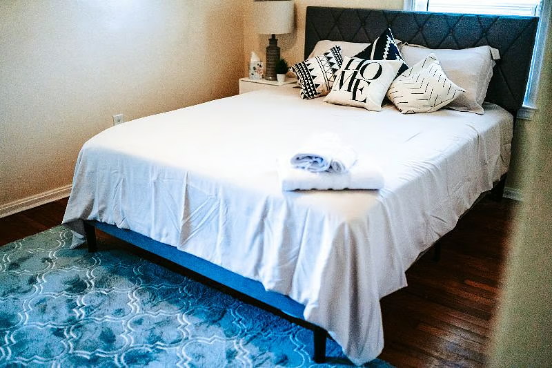 1469 Sherbrook Rd - Photo 5 of 9