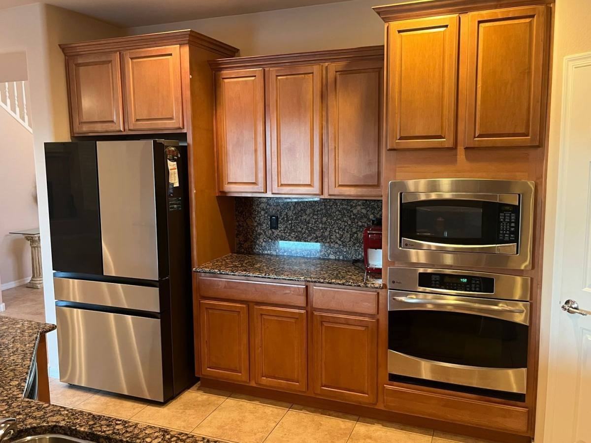 18137 West Orchid Lane - Photo 6 of 10