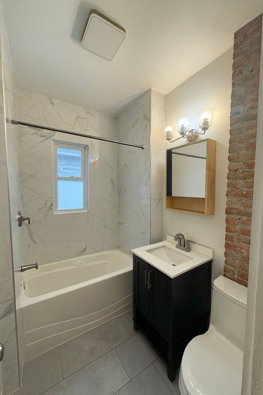 5 Charles St - Photo 4 of 5