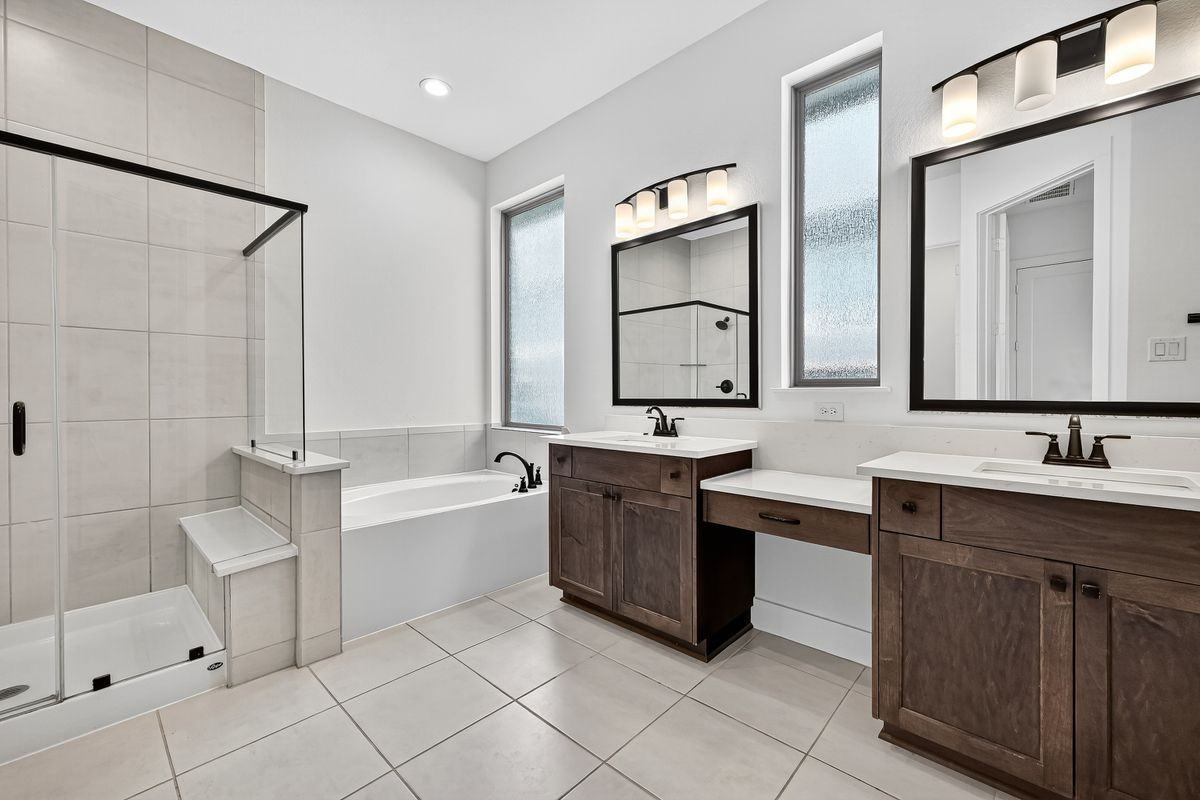 10727 River Walk Dr - Photo 4 of 7