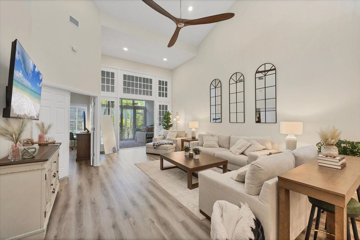 1719 Starling Drive - Photo 3 of 50