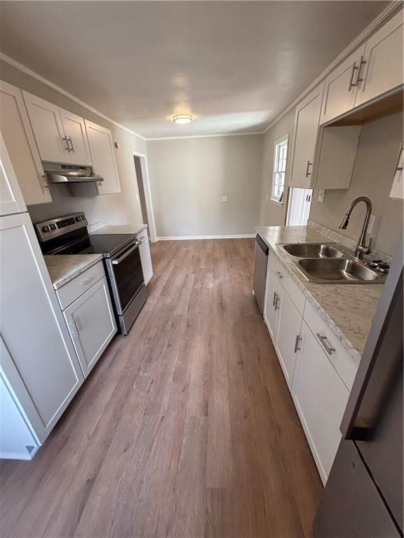 119 Hickory St - Photo 4 of 14