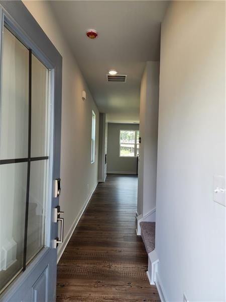 2052 Underwood Drive - Photo 4 of 28