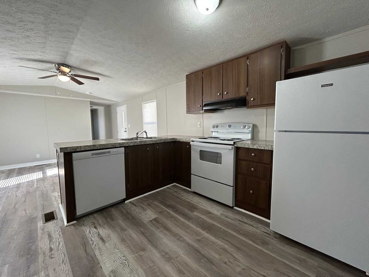 Glentana - Photo 7 of 50